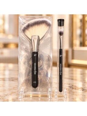 2 IT Cosmetics Heavenly Luxe Sculpt & Define Blush Brush #25 Eyeshadow #27